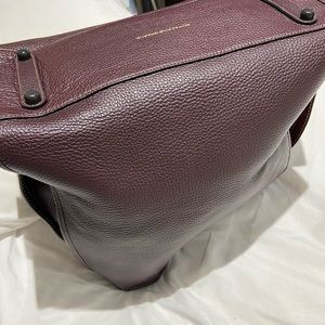 COPY - Rogue 36 red wine very beautiful, no scratches